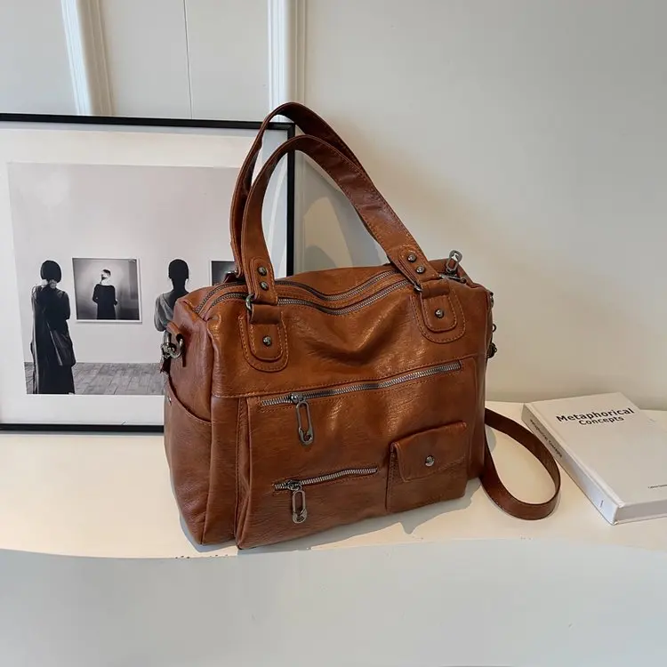 2026 New Quilted Chain Shoulder Bag for Women Multi-Color Metal Charm Versatile Crossbody Handbag
2026 New Quilted Chain Shoulder Bag for Women Multi-Color Metal Charm Versatile Crossbody Handbag