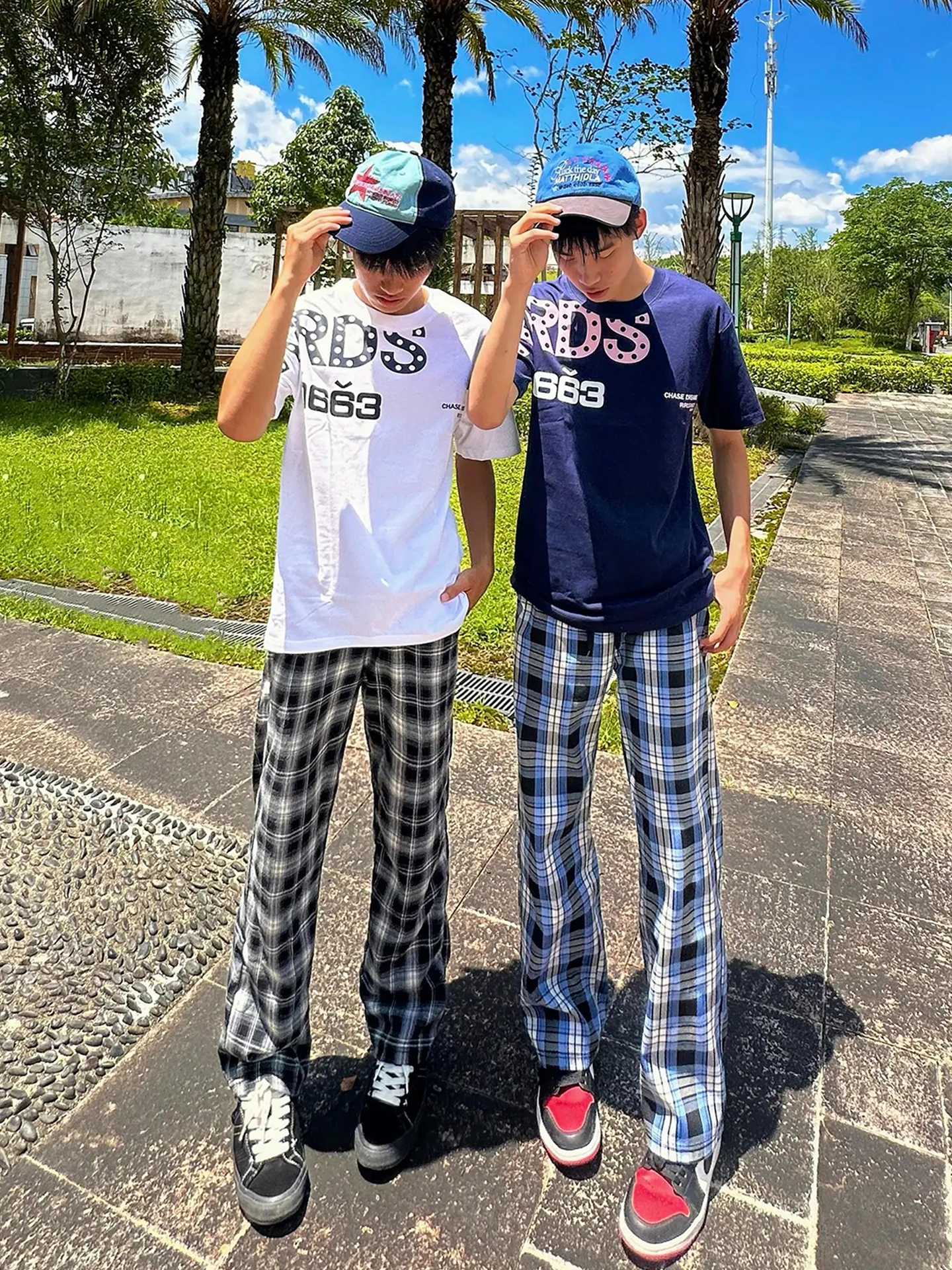 Ice Blue Plaid Men's Summer Thin Straight Leg Casual Sports Pants Slimming CleanFit Comfortable Polyester Cotton Blend
Ice Blue Plaid Men's Summer Thin Straight Leg Casual Sports Pants Slimming CleanFit Comfortable Polyester Cotton Blend