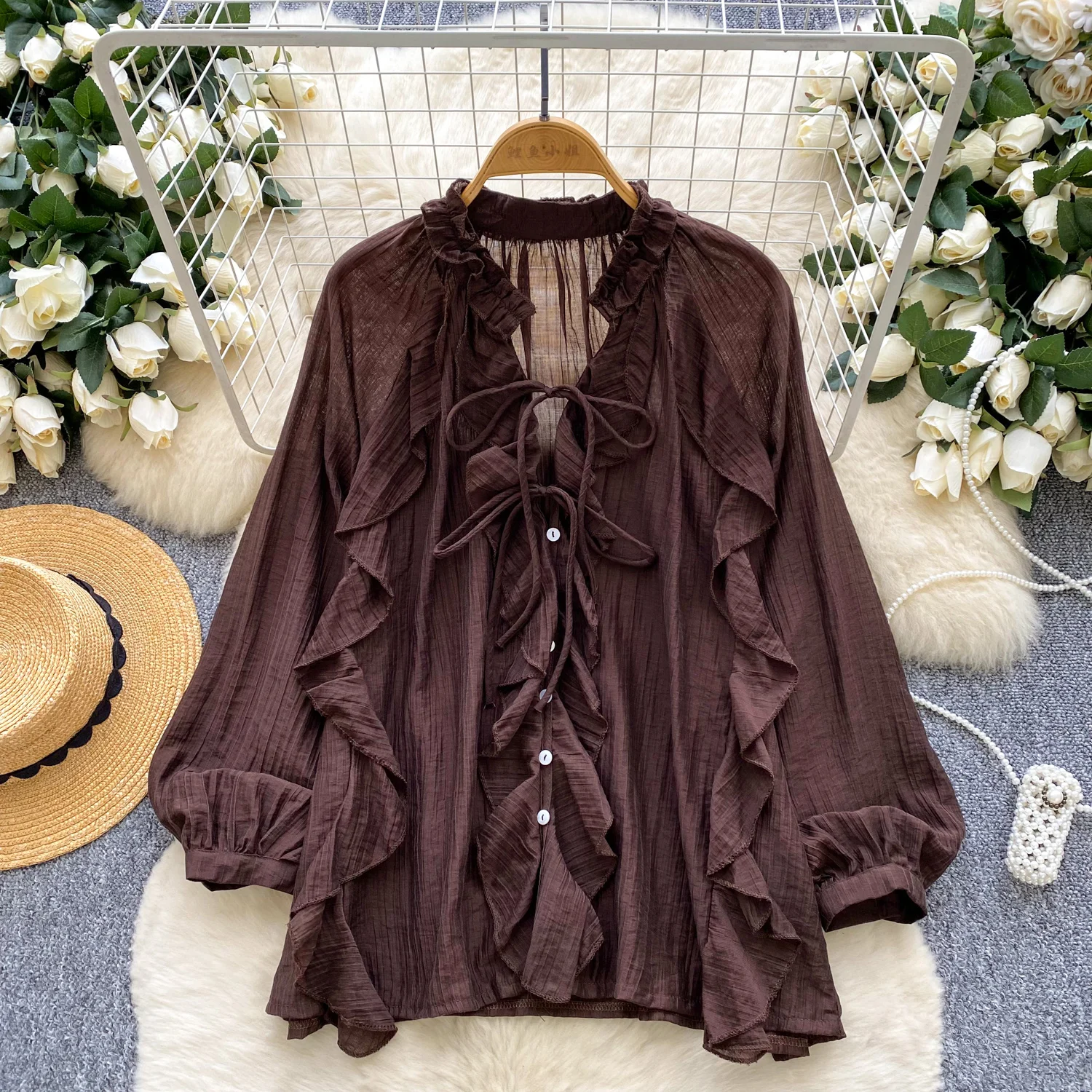 Autumn French gentle style temperament V-neck lace up ruffled lantern sleeves loose shirt for women
Autumn French gentle style temperament V-neck lace up ruffled lantern sleeves loose shirt for women