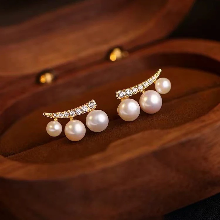 Silver Color Zircon Round Bead Stud Earrings for Elegant Women Light Luxury Fashion Jewelry Geometric Accessories
Silver Color Zircon Round Bead Stud Earrings for Elegant Women Light Luxury Fashion Jewelry Geometric Accessories