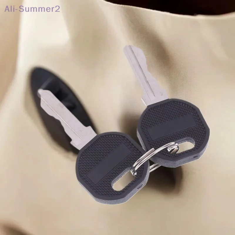 {Summer2}{MOA2} 2Pcs Caravan Locker Key For Emka EK333 Elddis Front Gas Locker Key EK 333 MS300 Series Cabinet Lock Key
{Summer2}{MOA2} 2Pcs Caravan Locker Key For Emka EK333 Elddis Front Gas Locker Key EK 333 MS300 Series Cabinet Lock Key