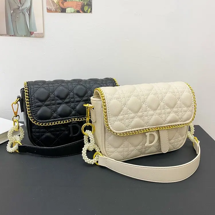 Versatile Small Square Bag This Year's Popular New 2026 Trendy Leather Messenger Bag Women's Light Luxury Fashion Shoulder Bag
Versatile Small Square Bag This Year's Popular New 2026 Trendy Leather Messenger Bag Women's Light Luxury Fashion Shoulder Bag
