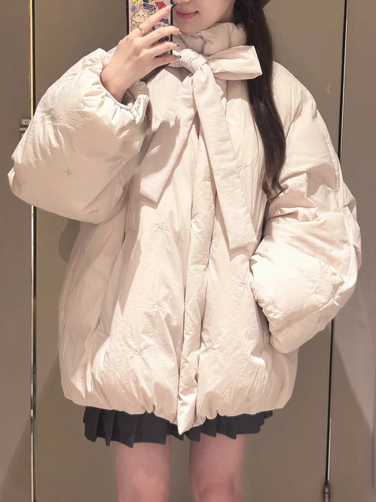 Autumn Winter New Arrival Japanese Style Embroidered Knot Duck down Puffer Jacket Warm Bread Style Women's Coat
Autumn Winter New Arrival Japanese Style Embroidered Knot Duck down Puffer Jacket Warm Bread Style Women's Coat