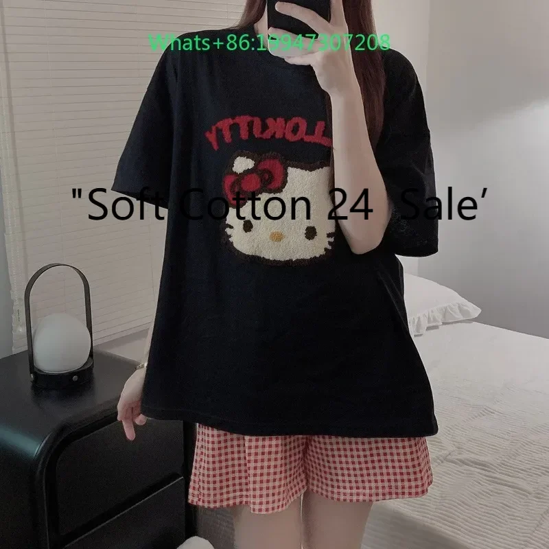 Summer new black pure plaid cartoon Hello Kitty pajamas women's short-sleeved shorts can be worn out loungewear suit
Summer new black pure plaid cartoon Hello Kitty pajamas women's short-sleeved shorts can be worn out loungewear suit