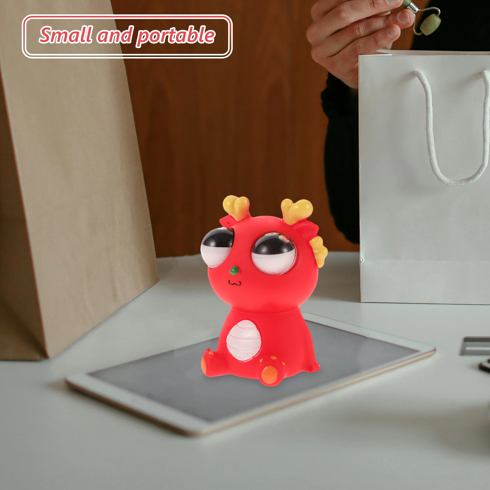 Eye Popping Squeeze Toy Staring Dragon Funny Stress Reliever Prank Tool Creative Design Portable Cute Eyes Wear Resistant
Eye Popping Squeeze Toy Staring Dragon Funny Stress Reliever Prank Tool Creative Design Portable Cute Eyes Wear Resistant