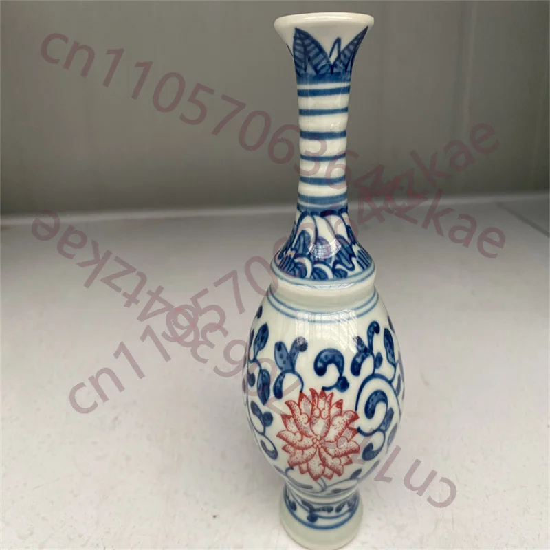 China Old Porcelain , Blue and white underglaze red with red floral patterns vase
China Old Porcelain , Blue and white underglaze red with red floral patterns vase