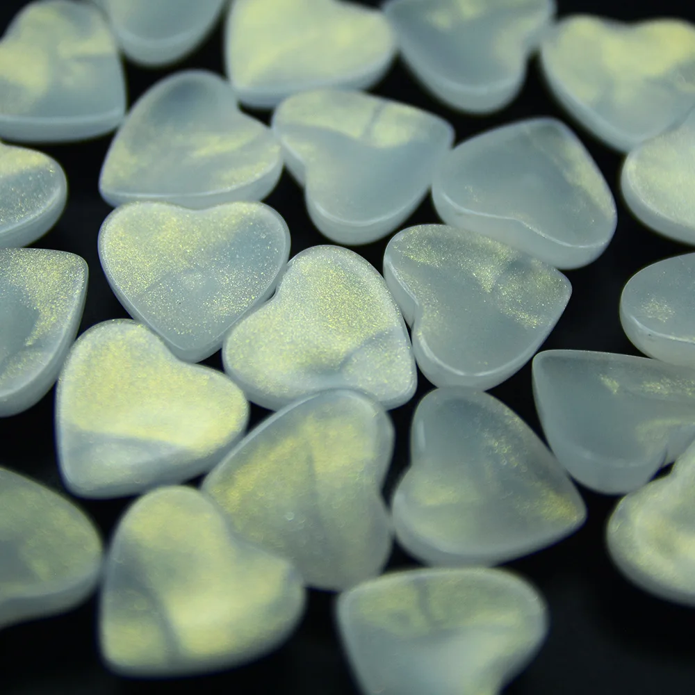 20 шт., 17*18 мм, белые, излучающие золотые, светлые, бусины в форме сердца с плоским дном, сделай сам, очаровательные аксессуары для изготовления ювелирных изделий
20 шт., 17*18 мм, белые, излучающие золотые, светлые, бусины в форме сердца с плоским дном, сделай сам, очаровательные аксессуары для изготовления ювелирных изделий