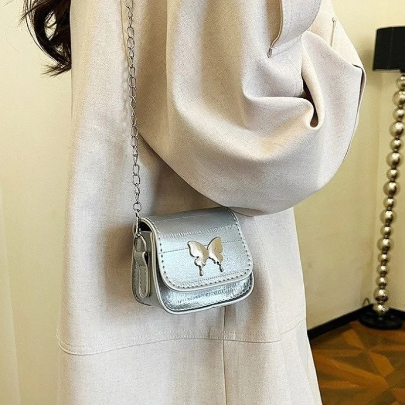 Популярная классическая высококачественная кожаная женская сумка на плечо, роскошная брендовая модная элегантная винтажная повседневная пригородная сумка
Популярная классическая высококачественная кожаная женская сумка на плечо, роскошная брендовая модная элегантная винтажная повседневная пригородная сумка 