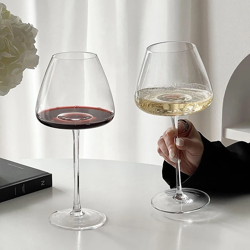 European-style Large-Bellied Burgundy Red Wine Glass Luxury And High-end Feel Home Crystal Glass Stemmed Wine Glass
European-style Large-Bellied Burgundy Red Wine Glass Luxury And High-end Feel Home Crystal Glass Stemmed Wine Glass