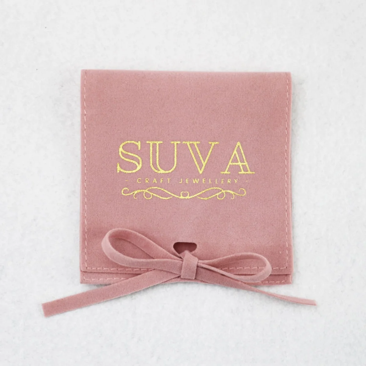 100pcs Personalized Logo Microfiber Jewelry Small Gift Bags 8X8cm Wedding Favors For Guests Eyelashes Ring Earrings Organizer Ba
100pcs Personalized Logo Microfiber Jewelry Small Gift Bags 8X8cm Wedding Favors For Guests Eyelashes Ring Earrings Organizer Ba