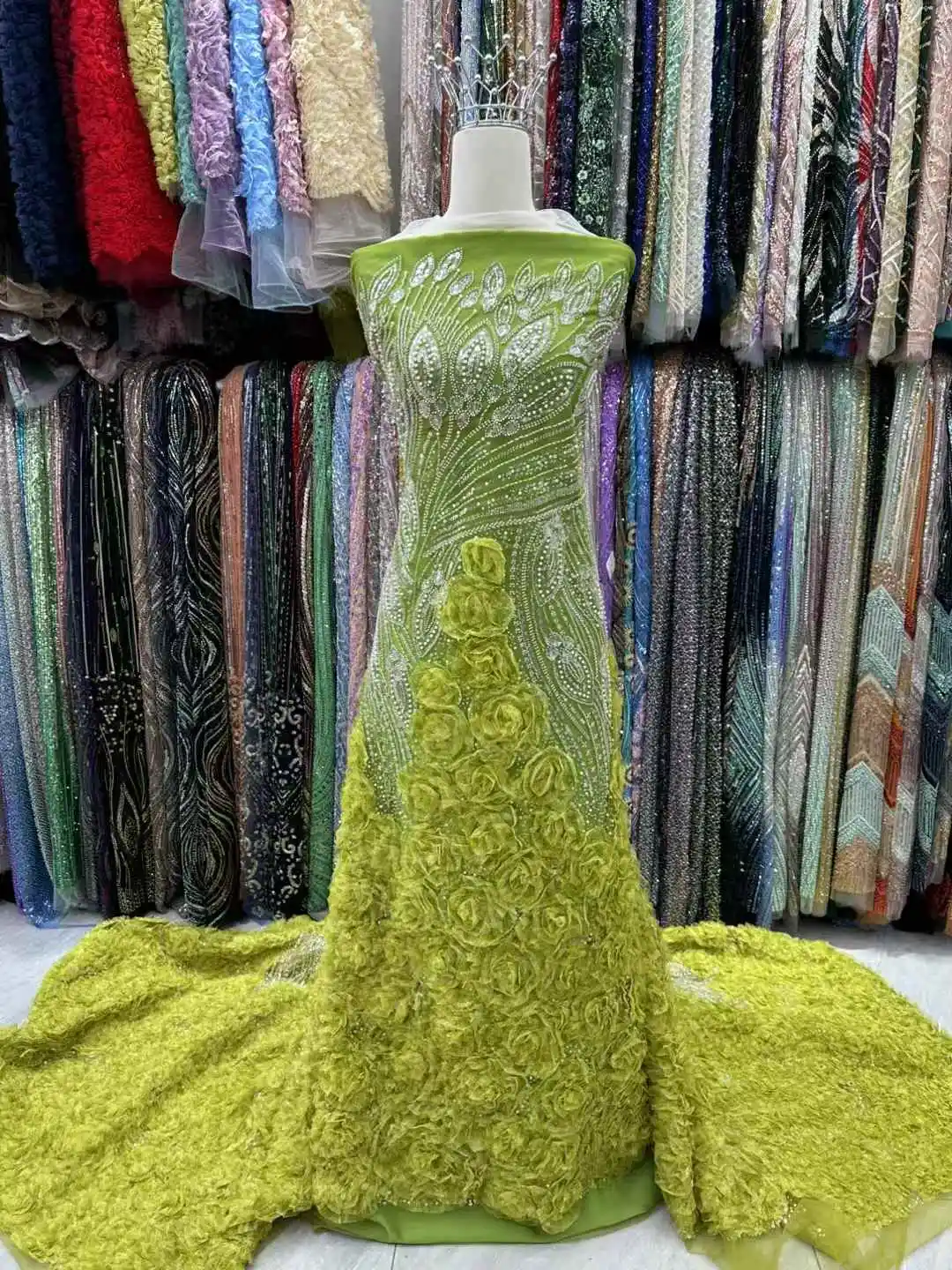 Luxury African 3D Sequins Beaded Lace Fabric High-Quality Nigerian Wedding Bridal Embroidery French Tulle for Groom Sewing
Luxury African 3D Sequins Beaded Lace Fabric High-Quality Nigerian Wedding Bridal Embroidery French Tulle for Groom Sewing