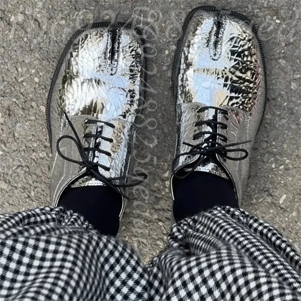 Women's Silver Cracked Metallic Split-Toe Oxford Shoes Lace-Up Style, Shiny Crinkled Upper, Unique Statement Streetwear Footwear
Women's Silver Cracked Metallic Split-Toe Oxford Shoes Lace-Up Style, Shiny Crinkled Upper, Unique Statement Streetwear Footwear
