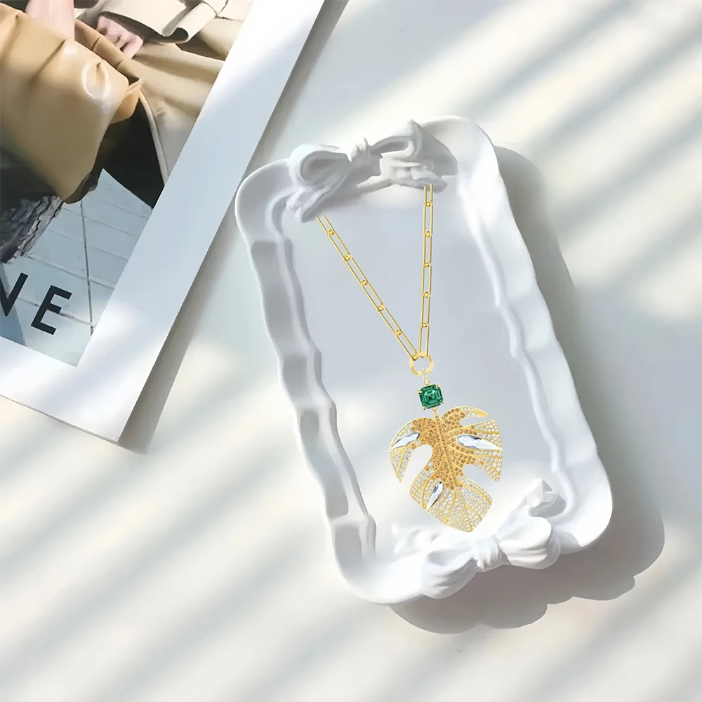 2025 Hot Selling Brand Women's Necklace Fashionable, Simple, Luxurious Jewelry Suitable for Gifting To Friends
2025 Hot Selling Brand Women's Necklace Fashionable, Simple, Luxurious Jewelry Suitable for Gifting To Friends