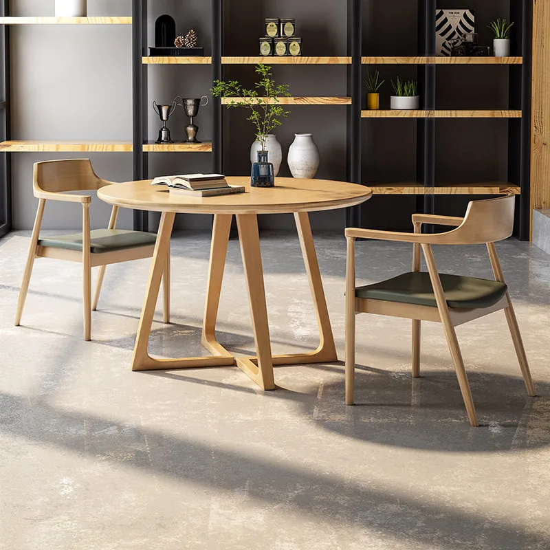 Solid wood round dining table simple leisure business reception table coffee milk tea shop negotiation table
Solid wood round dining table simple leisure business reception table coffee milk tea shop negotiation table
