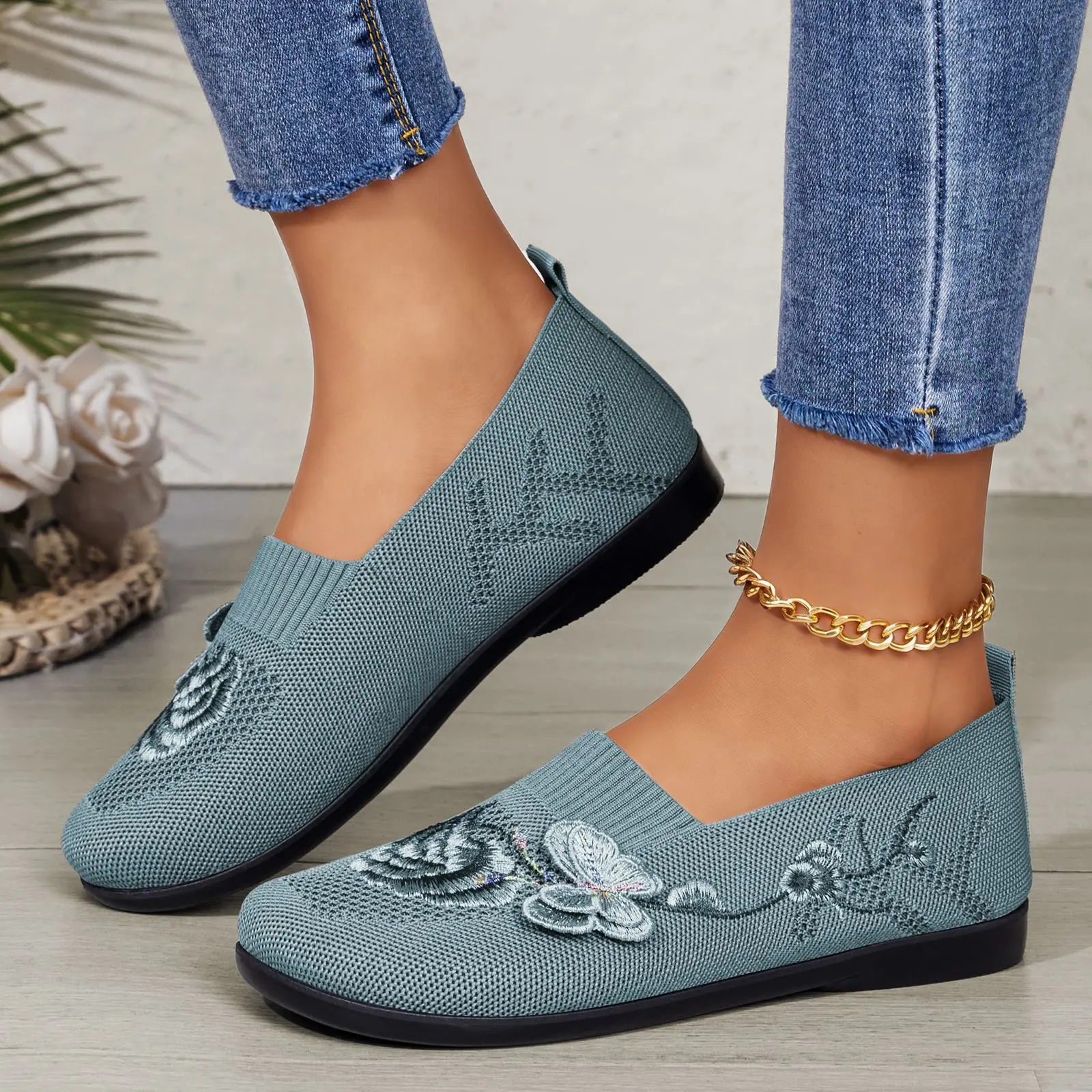 Summer Women's Flat Low-Cut Breathable Knitted Soft Sole Casual Loafers Lightweight Old Beijing Cloth Shoes Comfortable Slip-On
Summer Women's Flat Low-Cut Breathable Knitted Soft Sole Casual Loafers Lightweight Old Beijing Cloth Shoes Comfortable Slip-On