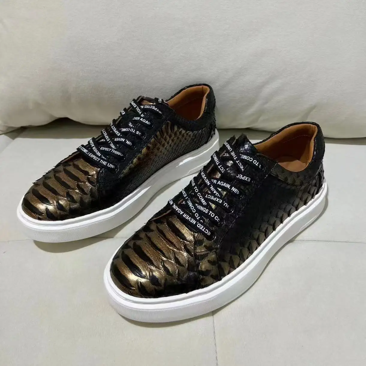 2025 new arrival Fashion snake skin causal shoes men,real leather women sneakers PDD616
2025 new arrival Fashion snake skin causal shoes men,real leather women sneakers PDD616