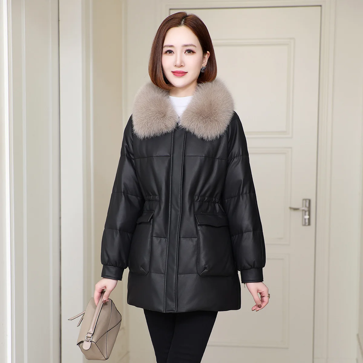 2024 genuine leather sheepskin down jacket winter fur collar medium long goose down jacket for women
2024 genuine leather sheepskin down jacket winter fur collar medium long goose down jacket for women