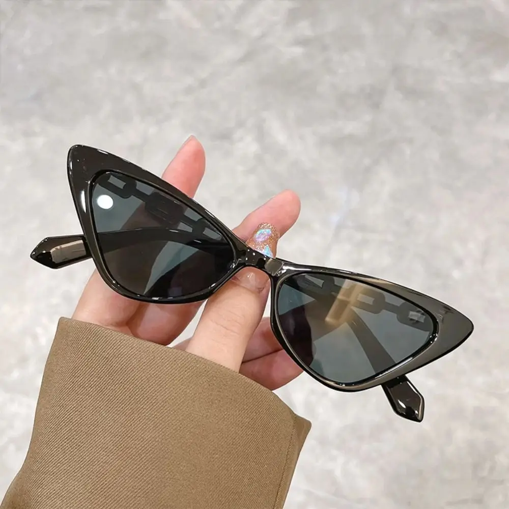 Fashion Small Frame Cat Eye Sunglasses Trendy Triangle Black Shades Beach Travel Vintage Streetwear Eyewear for Women & Men
Fashion Small Frame Cat Eye Sunglasses Trendy Triangle Black Shades Beach Travel Vintage Streetwear Eyewear for Women & Men