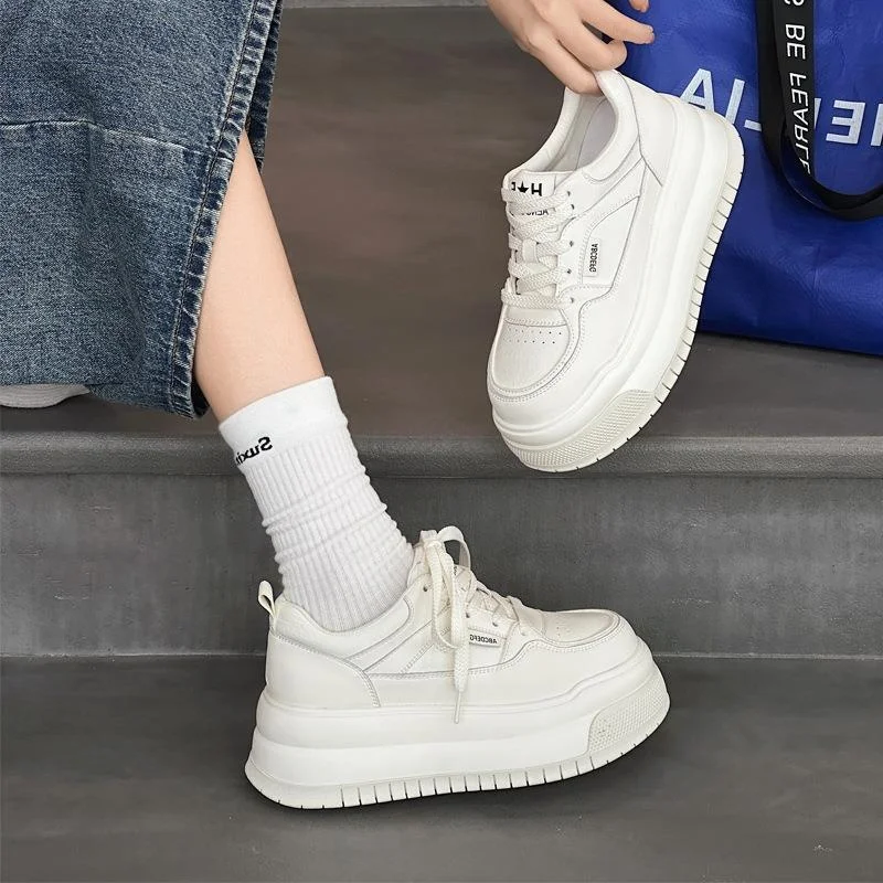 Casual Style Thick Bottom Platform Sneakers Women's Fashionable Flat Heel round Toe Leather Slip-On Shoes Comfortable All-Match
Casual Style Thick Bottom Platform Sneakers Women's Fashionable Flat Heel round Toe Leather Slip-On Shoes Comfortable All-Match