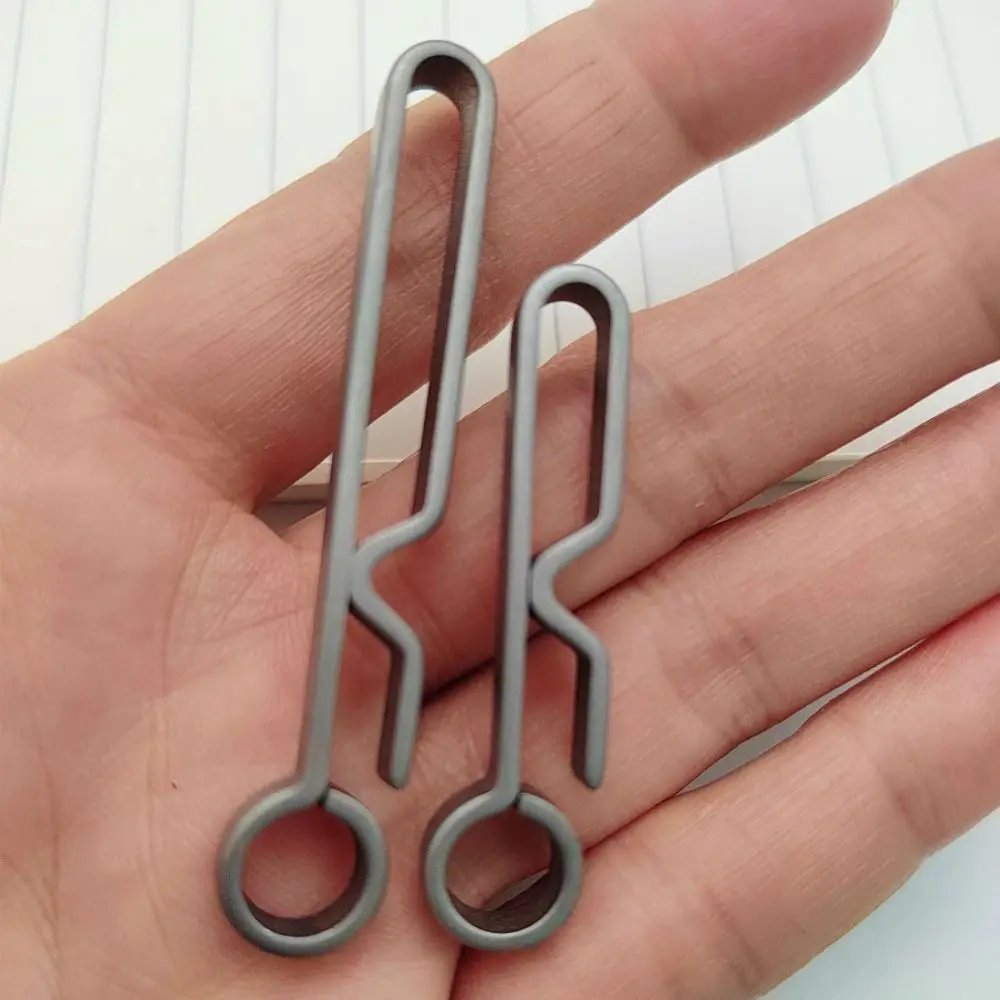 Lightweight Titanium Alloy Key Ring Multifunction Grey Outdoor Belt Clip Keychain Quick Draw Hanging Webbing Buckle
Lightweight Titanium Alloy Key Ring Multifunction Grey Outdoor Belt Clip Keychain Quick Draw Hanging Webbing Buckle