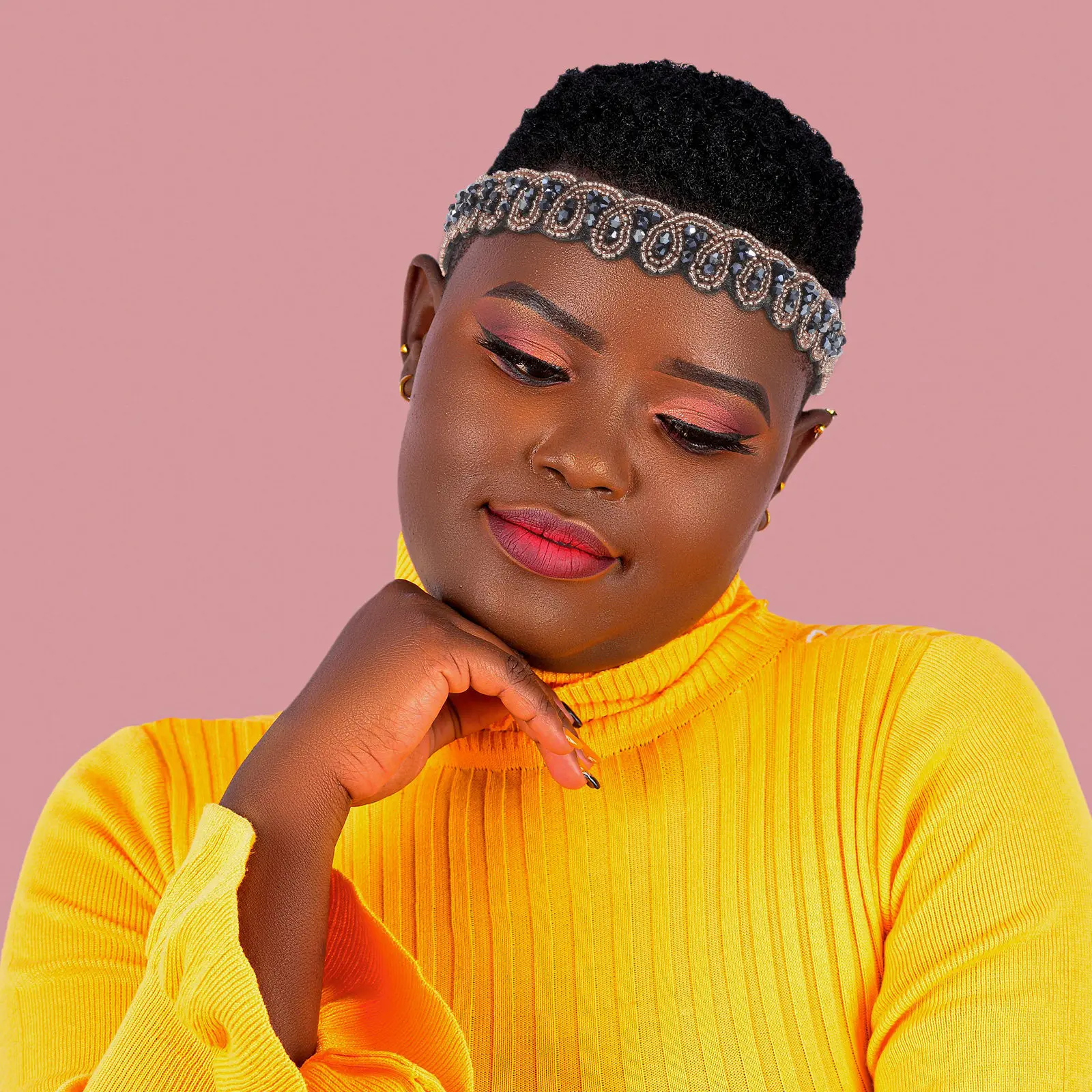 Набор из 5 женских повязок на голову с стразами и бисером, эластичные, модные, для особых случаев и праздников
Набор из 5 женских повязок на голову с стразами и бисером, эластичные, модные, для особых случаев и праздников