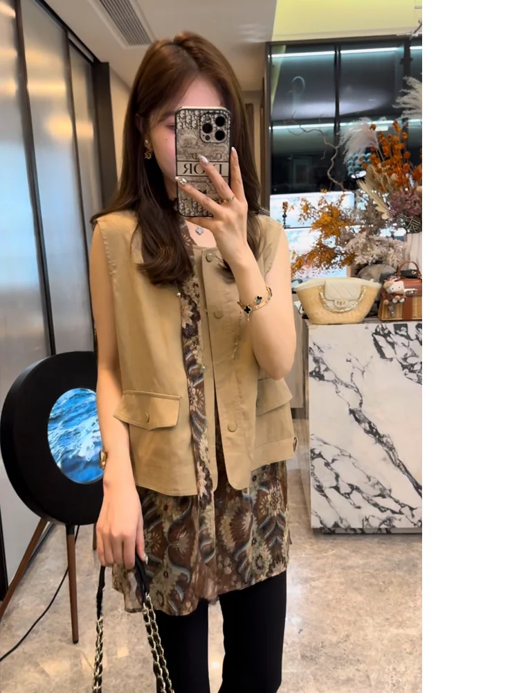 Fashionable Loose Fit Silk Linen Vest Spring Summer New Style Korean Style Women's Cardigan Slim Fit round Ne...
Fashionable Loose Fit Silk Linen Vest Spring Summer New Style Korean Style Women's Cardigan Slim Fit round Ne...