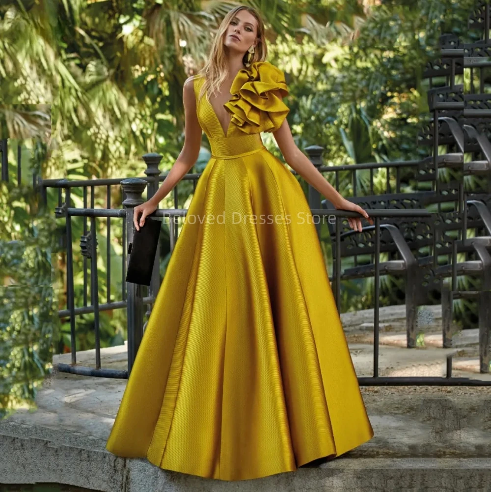 Fashion Design Deep V-Neck Prom Dresses Vestidos De Noche Sleeveless Long A Line Pleated Party Gowns فساتين سهره فاخره 2023
Fashion Design Deep V-Neck Prom Dresses Vestidos De Noche Sleeveless Long A Line Pleated Party Gowns فساتين سهره فاخره 2023