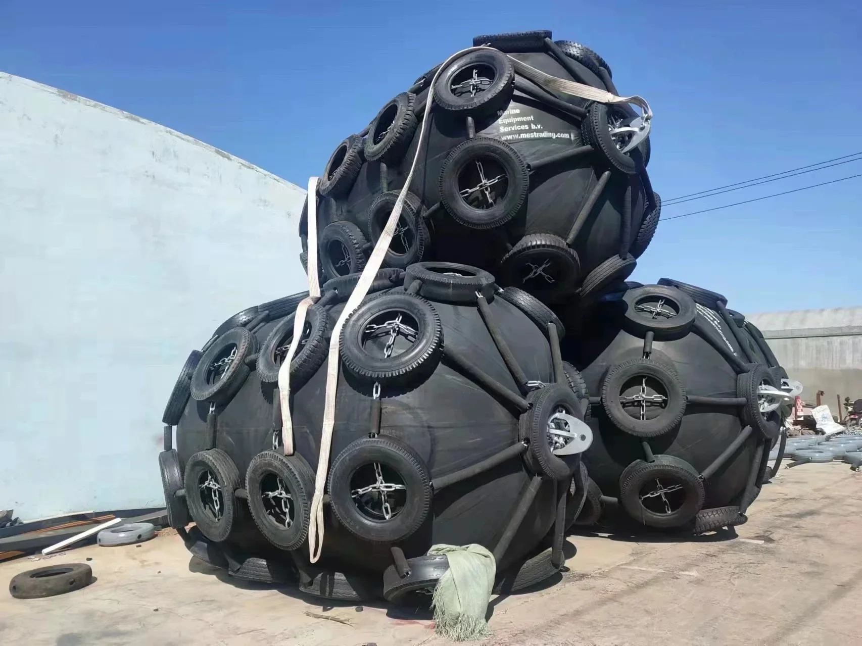 Boat Accessory Anti-Collision Pneumatic Ship Rubber Floating Fenders Suppliers
Boat Accessory Anti-Collision Pneumatic Ship Rubber Floating Fenders Suppliers
