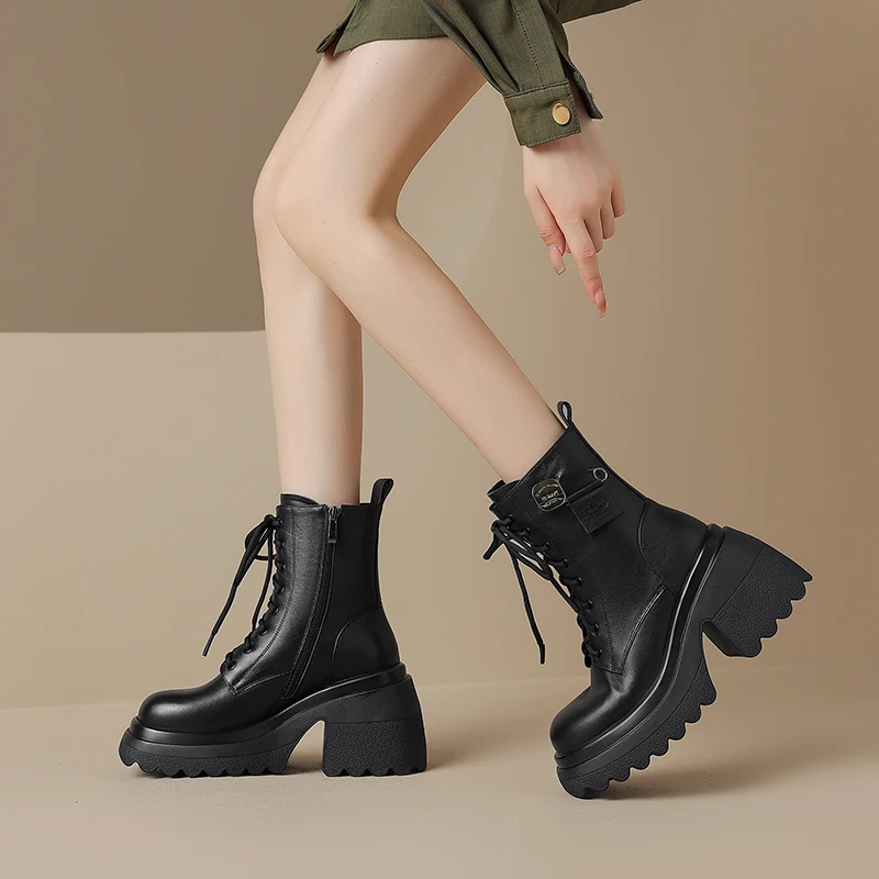 2025 Original Women Boots 100% Genuine Leather Platform Lace-up Fashionable Motorcycle Boots 10CM High Heels Shoes
2025 Original Women Boots 100% Genuine Leather Platform Lace-up Fashionable Motorcycle Boots 10CM High Heels Shoes