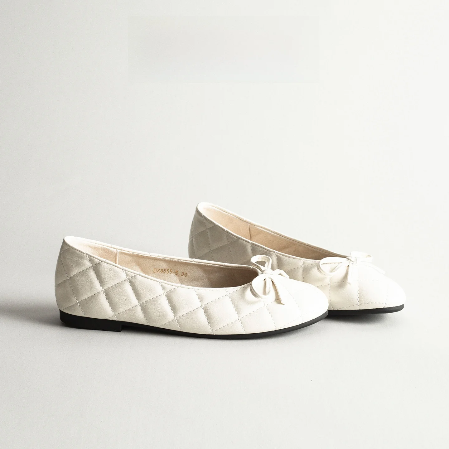 Ballet Flat Mary Jane Shoes Women's Spring Fashion Versatile Flat Bottom Slip-On Knot Greling Pattern Clog Shoes
Ballet Flat Mary Jane Shoes Women's Spring Fashion Versatile Flat Bottom Slip-On Knot Greling Pattern Clog Shoes