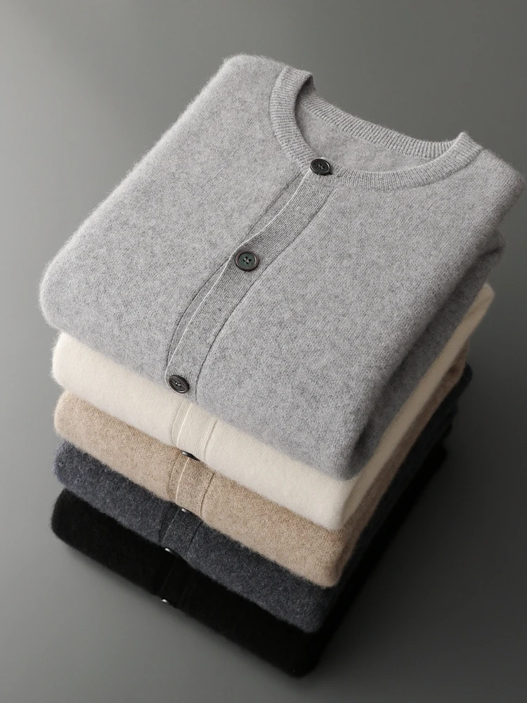 Chic O-Neck Wool New Solid Color Tops Autumn Winter 100% Merino Wool Knitted Cardigan Sweater Men's Simple Basic Thick Coat 
Chic O-Neck Wool New Solid Color Tops Autumn Winter 100% Merino Wool Knitted Cardigan Sweater Men's Simple Basic Thick Coat
