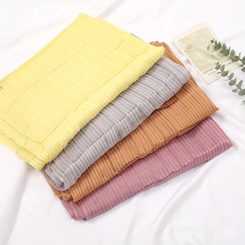 2024 Muslim Malaysia New Plaid Heavenly Silk Wrinkled Scarf Single Color Stripe Breathable Wrinkled Polyester Long Style
2024 Muslim Malaysia New Plaid Heavenly Silk Wrinkled Scarf Single Color Stripe Breathable Wrinkled Polyester Long Style