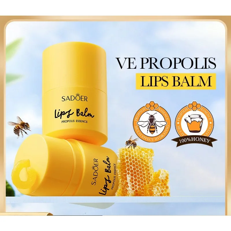 Бальзам для губ с эссенцией Propolis VE, увлажняет блокирует воду, повышает мягкость и гладкость губ. 
Бальзам для губ с эссенцией Propolis VE, увлажняет блокирует воду, повышает мягкость и гладкость губ.