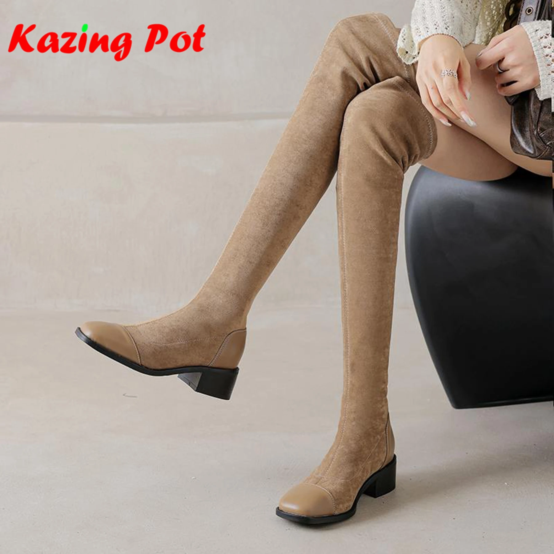 Krazing Pot, новые эластичные длинные сапоги из флока на среднем каблуке размера плюс 34–43, абрикосовые элегантные современные эластичные сапоги выше колена
Krazing Pot, новые эластичные длинные сапоги из флока на среднем каблуке размера плюс 34–43, абрикосовые элегантные современные эластичные сапоги выше колена