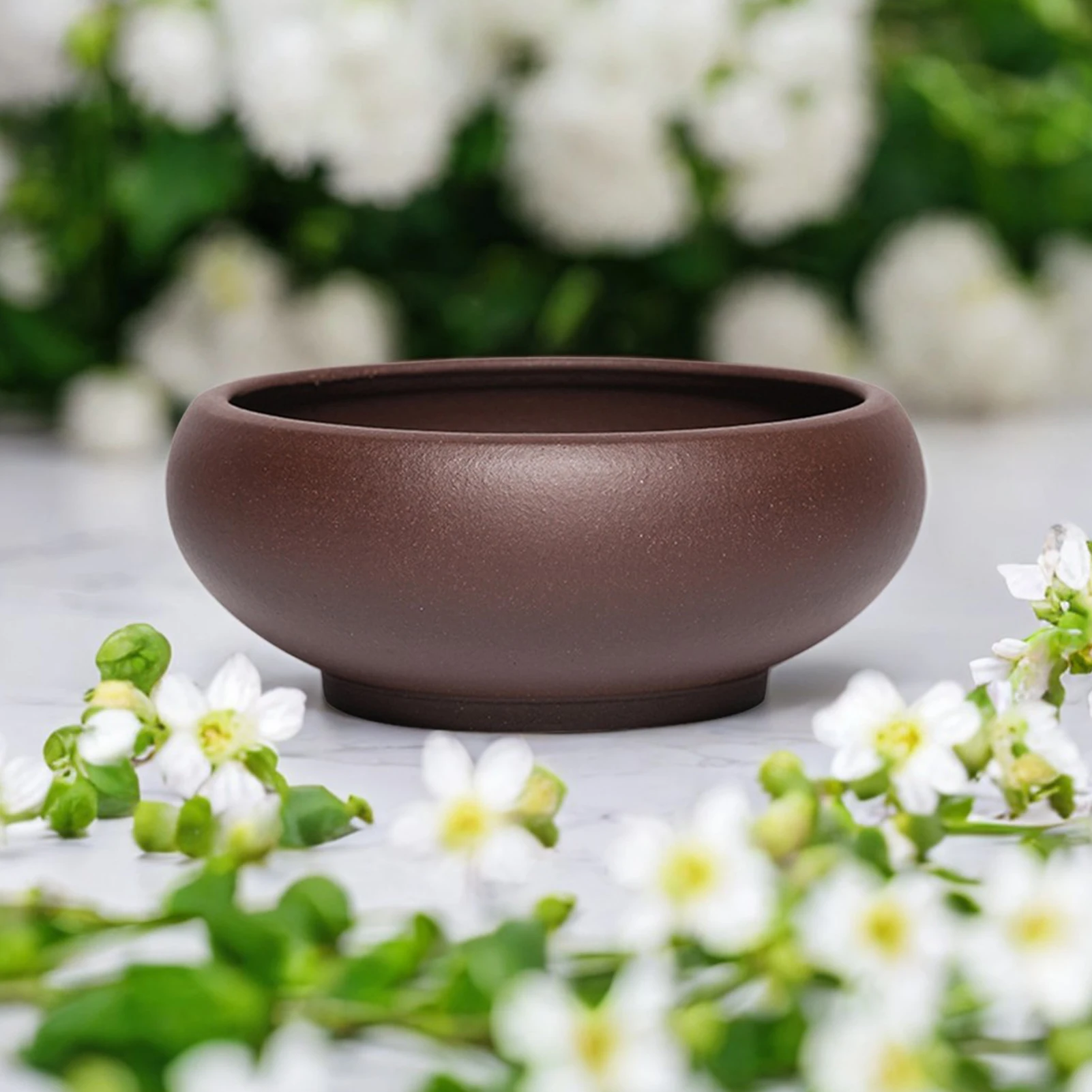 Red Stoneware Flower Pots with Drain Hole Durable Anti-cracking Red Stoneware Material Flower Pot for Indoor and Outdoor Plants
Red Stoneware Flower Pots with Drain Hole Durable Anti-cracking Red Stoneware Material Flower Pot for Indoor and Outdoor Plants