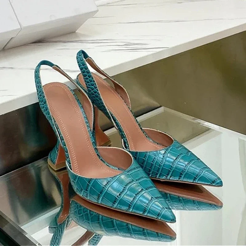 Women's pointed sandals 2025 new party fashion high heels with crocodile pattern wine glasses and women's shallow mouth sandals
Women's pointed sandals 2025 new party fashion high heels with crocodile pattern wine glasses and women's shallow mouth sandals