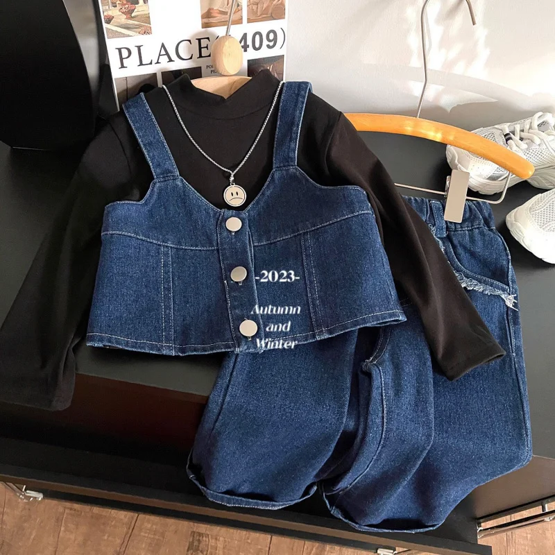 Girls' Denim Suit2025Spring and Autumn New Denim Vest Base Shirt Wide-leg Pants Baby Girl Three-piece Set
Girls' Denim Suit2025Spring and Autumn New Denim Vest Base Shirt Wide-leg Pants Baby Girl Three-piece Set