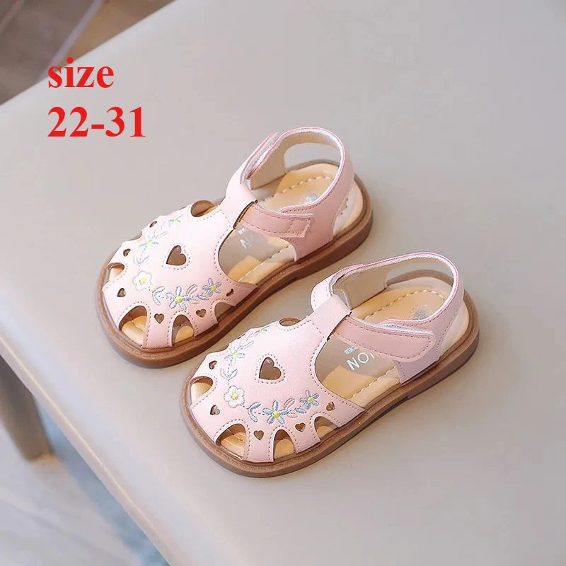 Cute Embroidered Flower Sandals for Little Girls, Lightweight Soft Bottom Summer Shoes, Princess Style Beach Sandals
Cute Embroidered Flower Sandals for Little Girls, Lightweight Soft Bottom Summer Shoes, Princess Style Beach Sandals