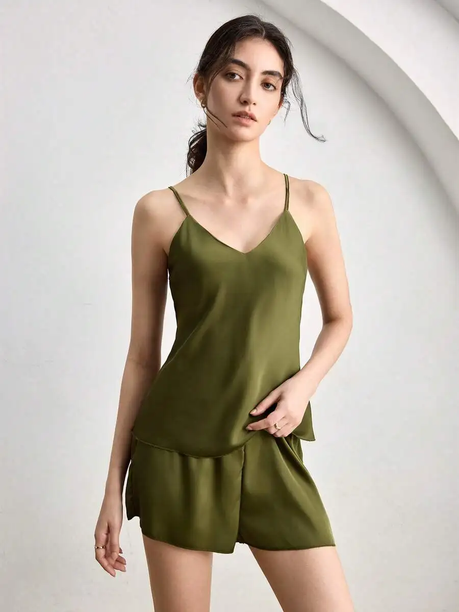 Minimalist Satin V-Neck Camisole And Shorts Pajama Set For Women
Minimalist Satin V-Neck Camisole And Shorts Pajama Set For Women