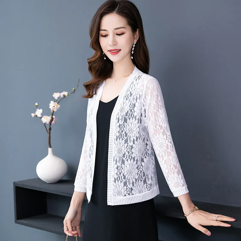 New Lace plus Size Women's Short Shoulder Shawl Summer Hollow out Versatile Small Cardigan Outerwear for Dresses Thin Jacket
New Lace plus Size Women's Short Shoulder Shawl Summer Hollow out Versatile Small Cardigan Outerwear for Dresses Thin Jacket