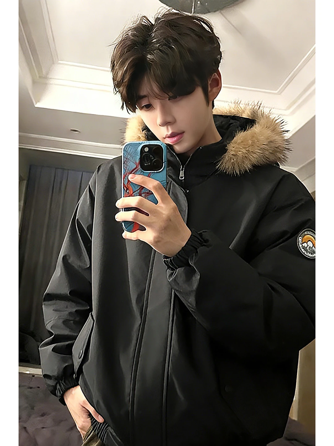 Утепленная мужская хлопковая куртка с большим меховым воротником и капюшоном, осенне-зимняя теплая рабочая одежда, молодежная модная удлиненная модель прямого кроя
Утепленная мужская хлопковая куртка с большим меховым воротником и капюшоном, осенне-зимняя теплая рабочая одежда, молодежная модная удлиненная модель прямого кроя