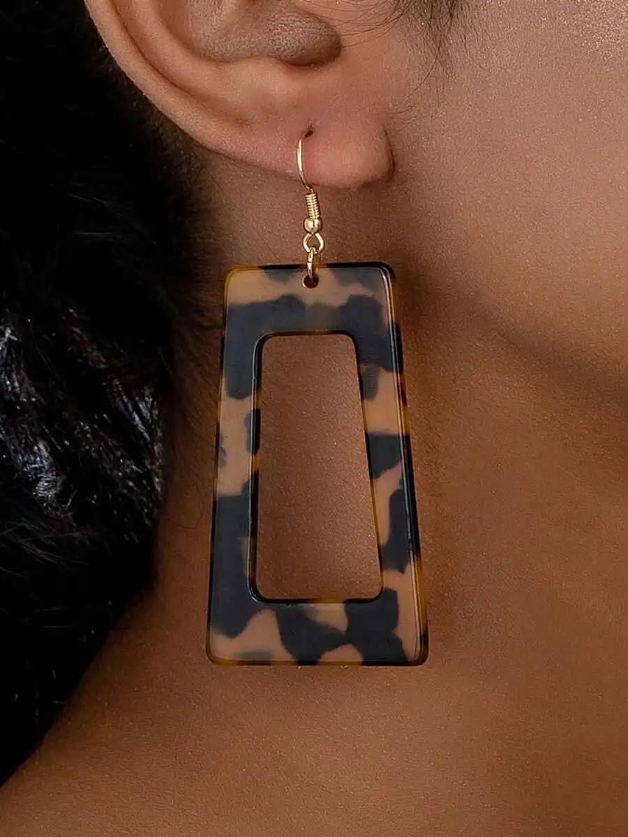 Tortoiseshell Geometric Rectangle Dangle Earrings For Women Summer Fashion Jewelry
Tortoiseshell Geometric Rectangle Dangle Earrings For Women Summer Fashion Jewelry