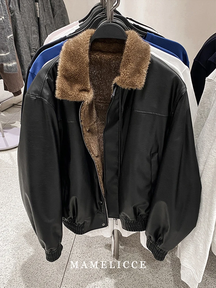 MAMELICCE Original design Reversible Fur collar vintage Two-way wear thickened leather jacket Autumn and winter casual tops man
MAMELICCE Original design Reversible Fur collar vintage Two-way wear thickened leather jacket Autumn and winter casual tops man