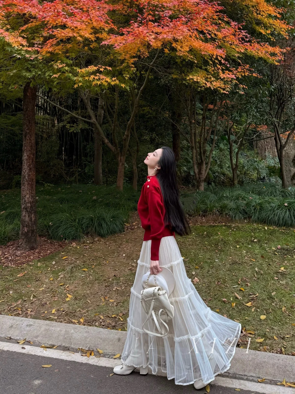 Юбка-трапеция из фатина Simona с высокой талией, плиссированная, в пол, женская, цвета рисовый белый, с дизайнерским принтом
Юбка-трапеция из фатина Simona с высокой талией, плиссированная, в пол, женская, цвета рисовый белый, с дизайнерским принтом