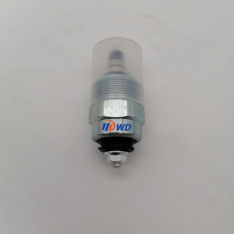 8190393 2852741 60807767 70745590 9936291 Fuel Solenoid for New Holland 3400 3400R SB60 SB62 SB64 RG140 B95 B95LR B95TC LB75.B
8190393 2852741 60807767 70745590 9936291 Fuel Solenoid for New Holland 3400 3400R SB60 SB62 SB64 RG140 B95 B95LR B95TC LB75.B