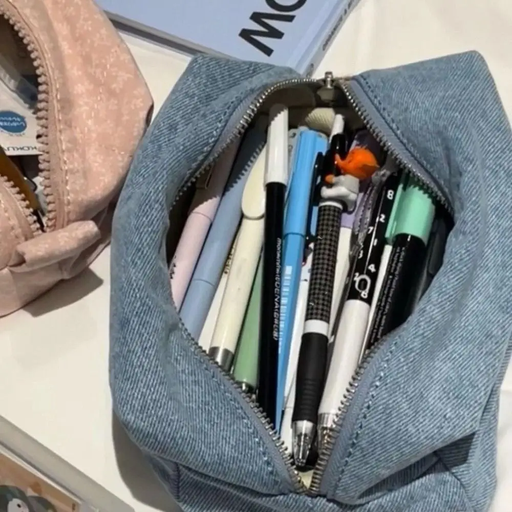 Solid Color Blue Denim Makeup Bag Korean Style Travel Organizer Jean Cosmetic Bags Rectangle Vintage Stationery Storage Bag
Solid Color Blue Denim Makeup Bag Korean Style Travel Organizer Jean Cosmetic Bags Rectangle Vintage Stationery Storage Bag