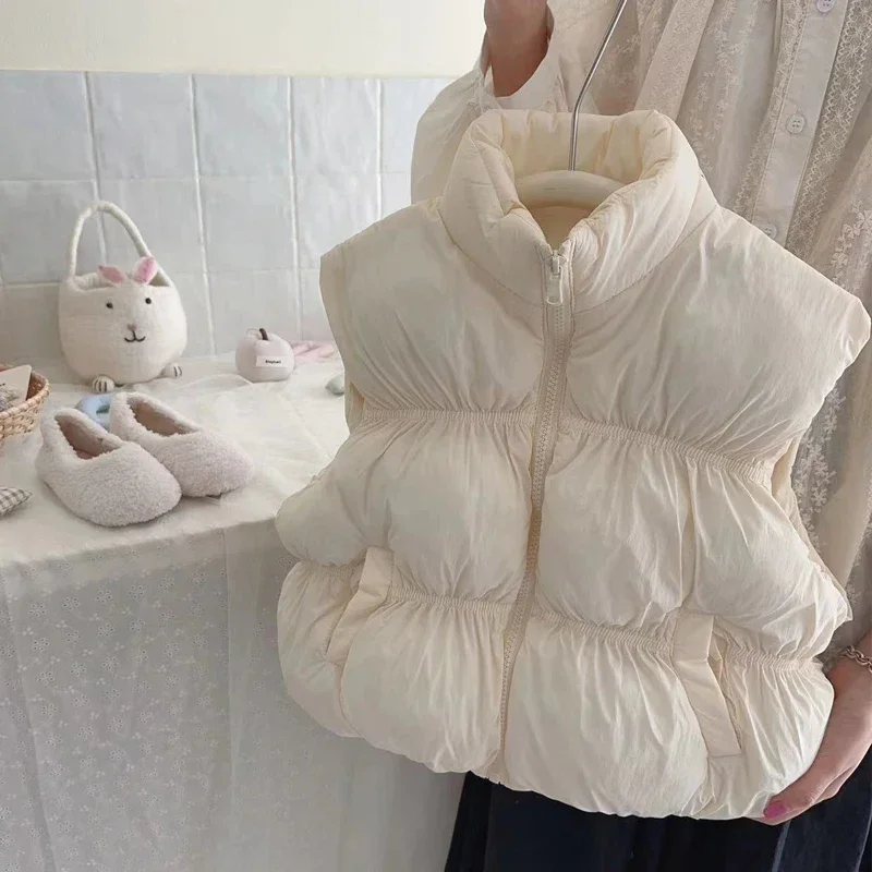 Children vest Down clothes autumn and winter fashion Korean version 2-7 Age boys and girls plus velvet warm sleeveless jacket
Children vest Down clothes autumn and winter fashion Korean version 2-7 Age boys and girls plus velvet warm sleeveless jacket