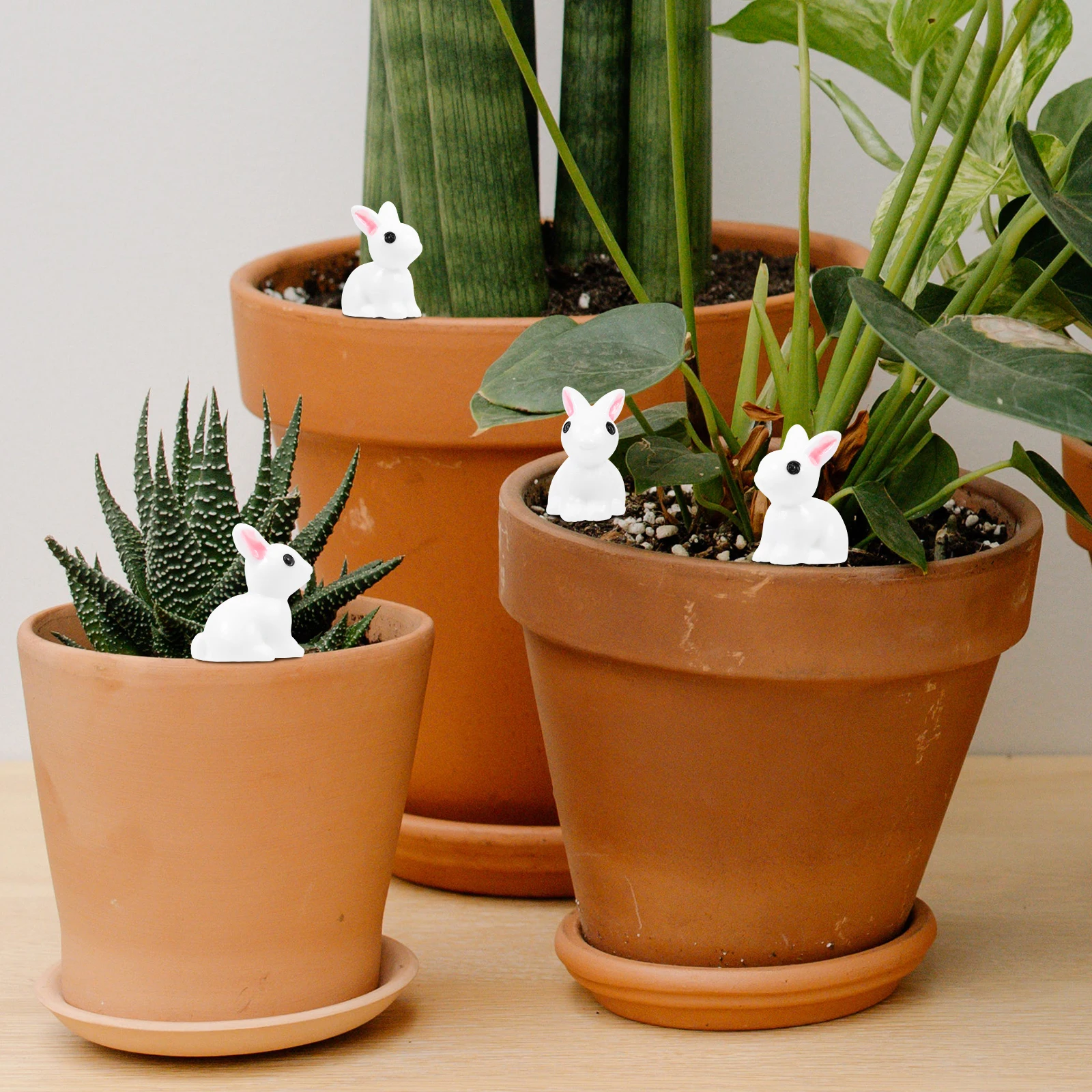 30Pcs Lovely Rabbit Shape Resin Ornaments Compact Mini Animal Adornments Durable Garden Yard Balcony Scene Decor 
30Pcs Lovely Rabbit Shape Resin Ornaments Compact Mini Animal Adornments Durable Garden Yard Balcony Scene Decor