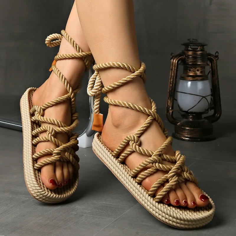 2025 New Summer Fashion Comfortable and Wear-resistant Thick-soled Beach Casual Sandals Women Trendy Heel Sandals
2025 New Summer Fashion Comfortable and Wear-resistant Thick-soled Beach Casual Sandals Women Trendy Heel Sandals