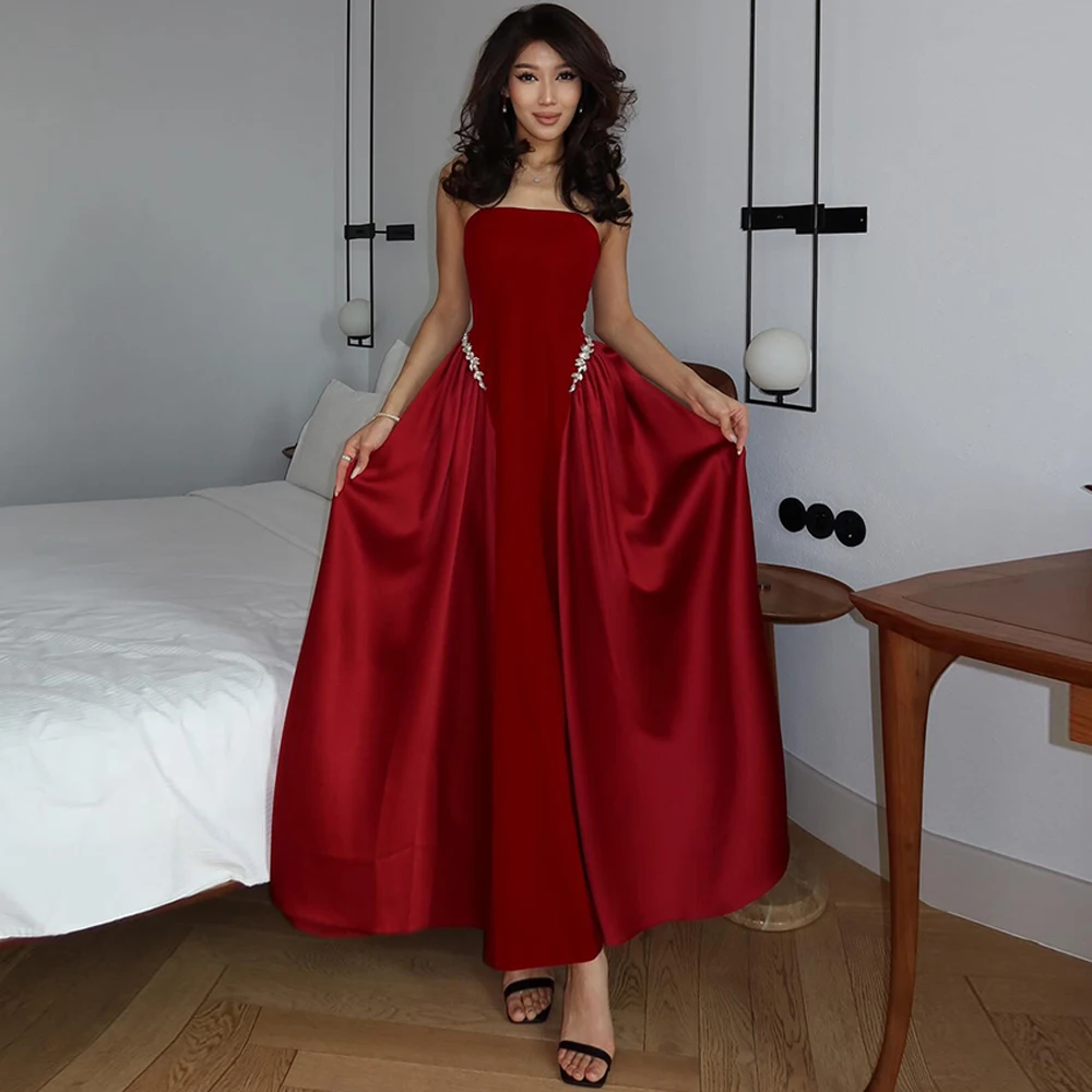 Red Satin Evening Dress with Strapless Sleeveless A-Line Celebrity Gowns Crystal Lace Up Back Customized Homecoming Dresses
Red Satin Evening Dress with Strapless Sleeveless A-Line Celebrity Gowns Crystal Lace Up Back Customized Homecoming Dresses